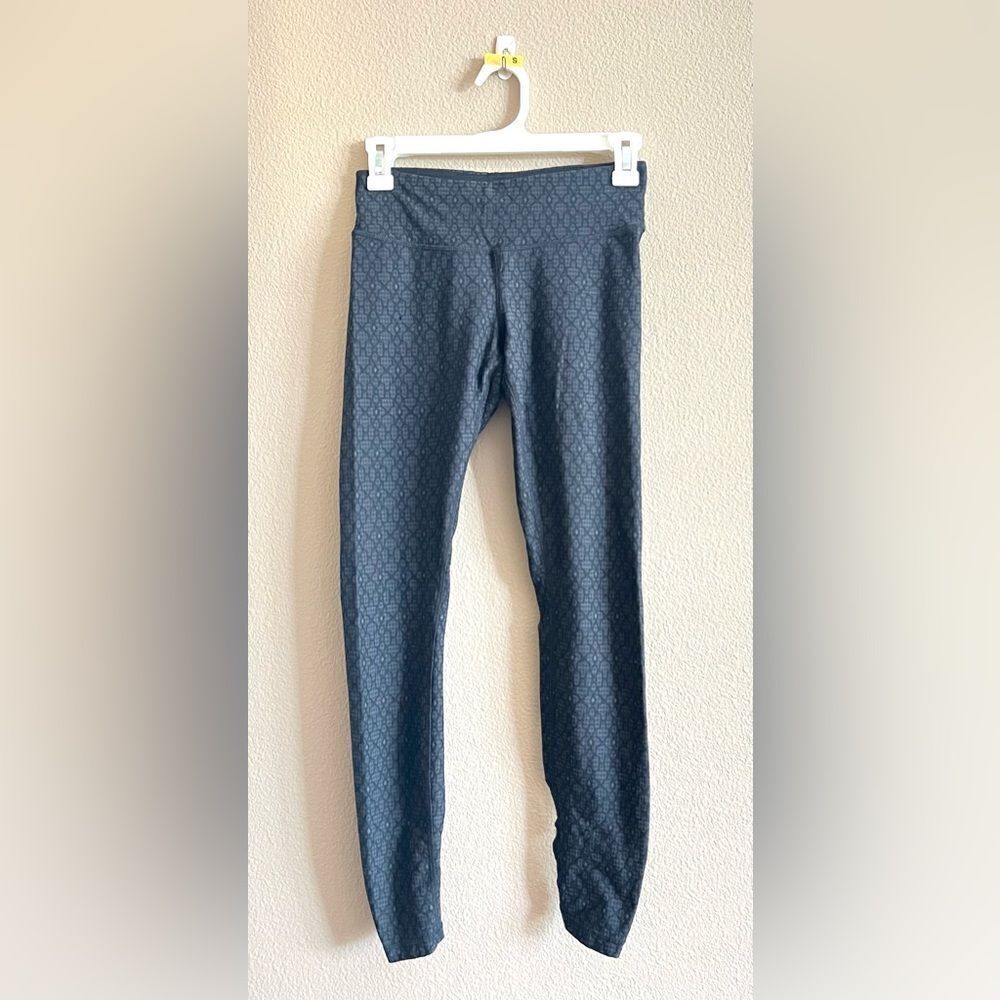 Prana Gray Ruched Back Leggings